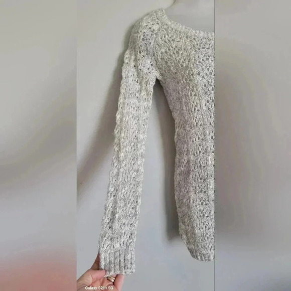 Bethany Mota Cable Knit Sweater, light gray, scoop neck, womens size xs - Picture 2 of 8
